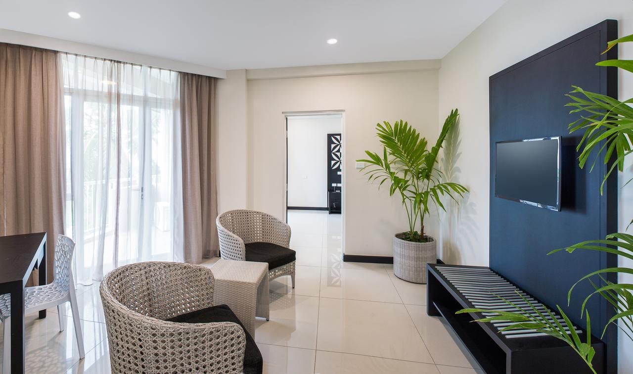 Tanoa International Dateline Hotel Нукуалофа Экстерьер фото