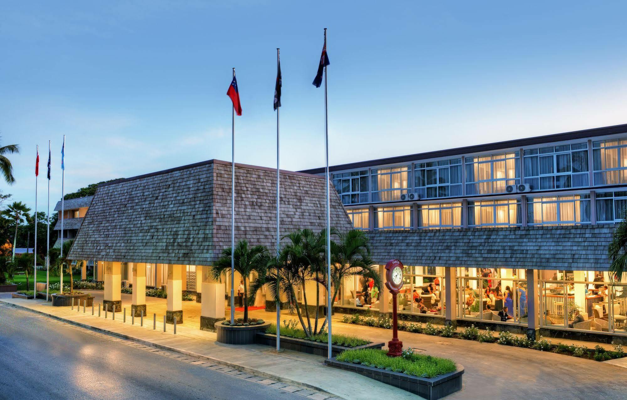Tanoa International Dateline Hotel Нукуалофа Экстерьер фото