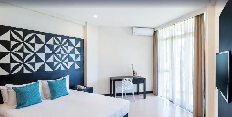 Tanoa International Dateline Hotel Нукуалофа Экстерьер фото